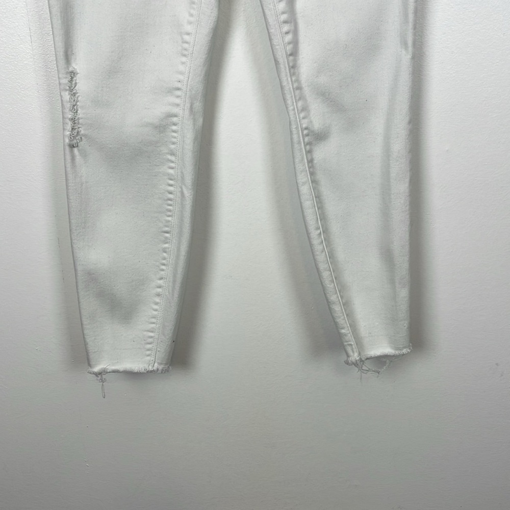 Spanx Distressed Pull-On Skinny Raw Hem Jeans 2 Back Pockets Stretch White Pants - Picture 2 of 9